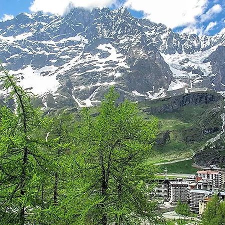 Hotel Retreat, Slopes Of Cervinia 3*