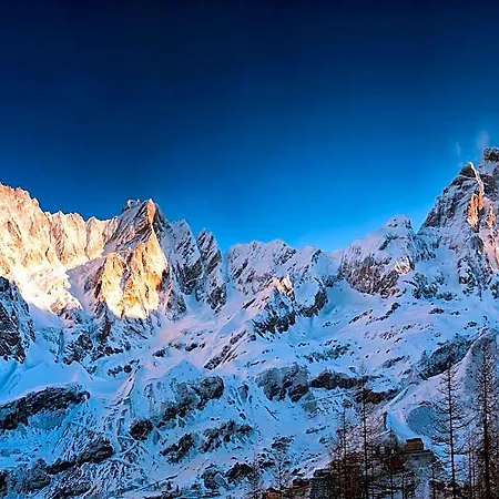 Retreat, Slopes Of Cervinia 3* Valtournenche