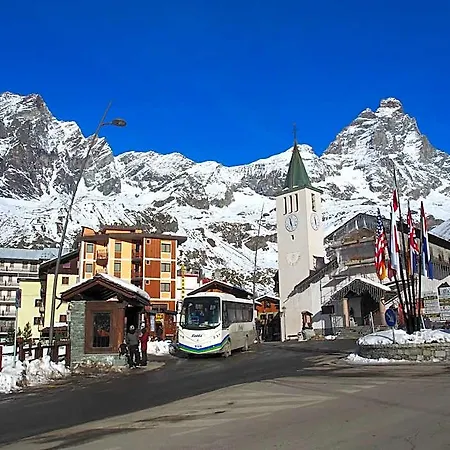 Hotel Retreat, Slopes Of Cervinia